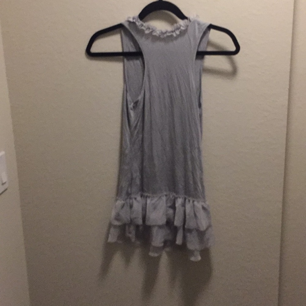Gorgeous Grey Ruffle Accent Tank Size M - Picture 6 of 7